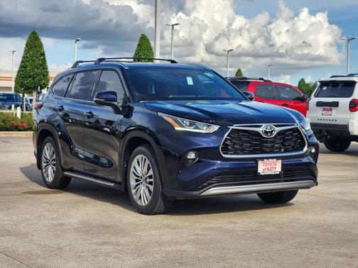 2025 Toyota Highlander Platinum