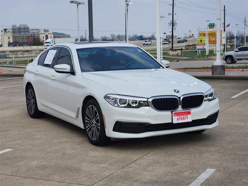 2019 BMW 530 530i