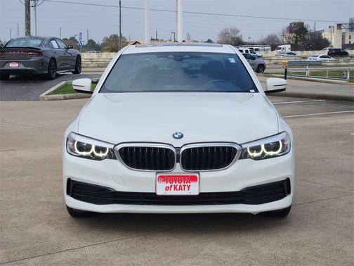 2019 BMW 530 530i