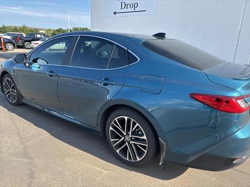 2025 Toyota Camry XLE