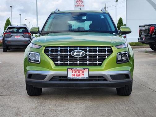 2024 Hyundai VENUE SEL