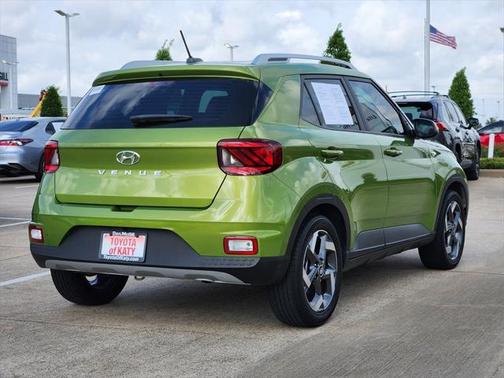 2024 Hyundai VENUE SEL