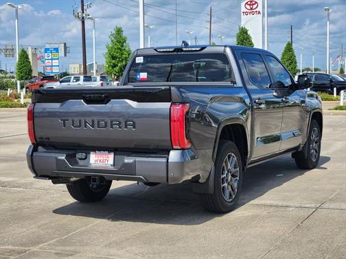 2025 Toyota Tundra Platinum