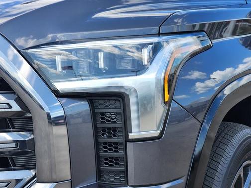 2025 Toyota Tundra Platinum