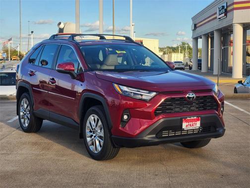 2025 Toyota RAV4 XLE Premium