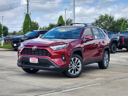 2025 Toyota RAV4 XLE Premium