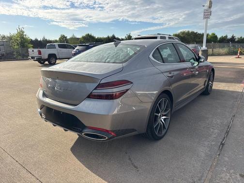 Savile Silver 2025 Genesis G70 2.5T RWD