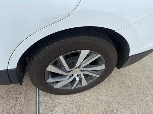 Summit White 2024 Chevrolet Equinox 1LT