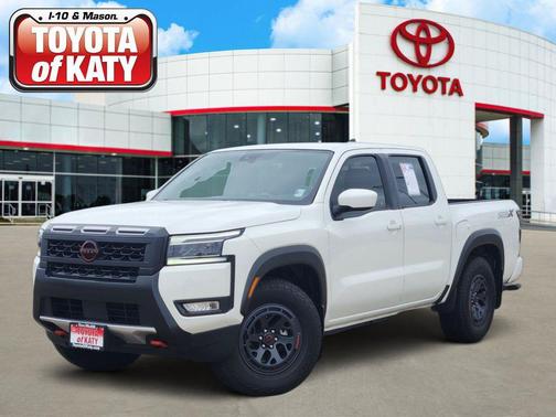 Glacier White 2025 Nissan Frontier PRO-X