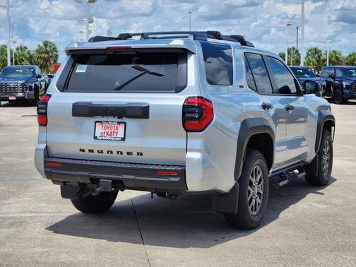 2025 Toyota 4Runner SR5