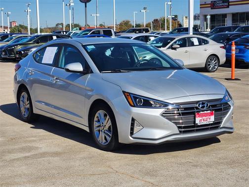 2019 Hyundai ELANTRA SEL