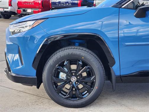 2025 Toyota RAV4 Hybrid SE