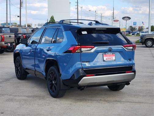 2025 Toyota RAV4 Hybrid SE
