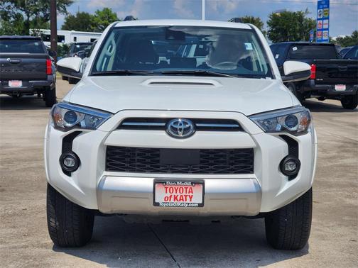 2024 Toyota 4Runner TRD Off Road