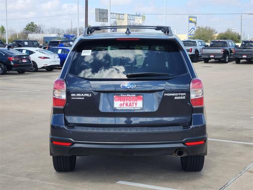 2016 Subaru Forester 2.5i Touring