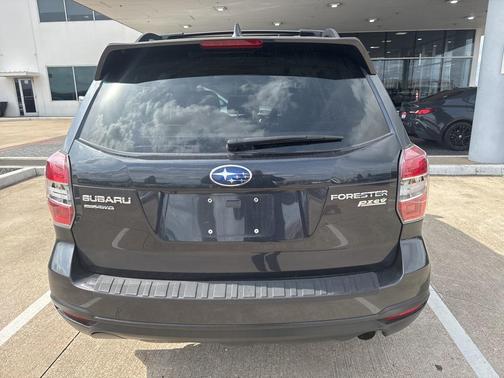 2016 Subaru Forester 2.5i Touring