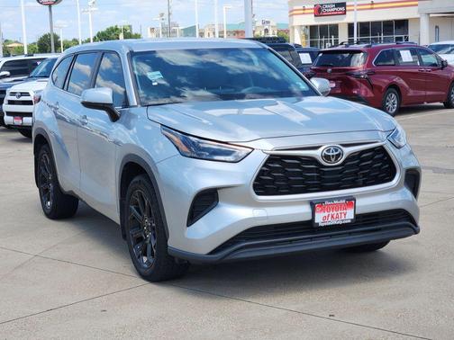 Celestial Silver Metallic 2023 Toyota Highlander L