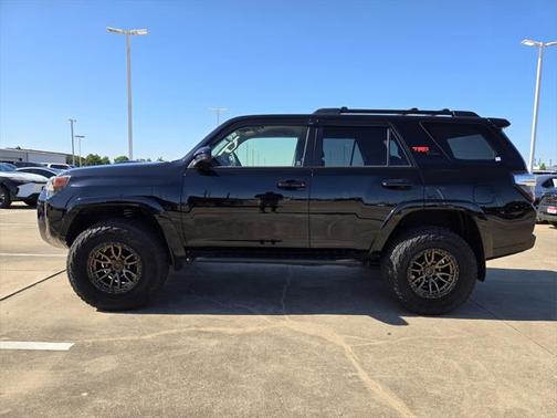 2022 Toyota 4Runner TRD Off Road