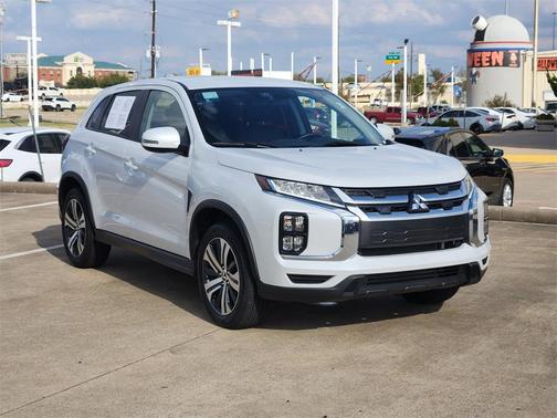 2025 Mitsubishi Outlander Sport SE