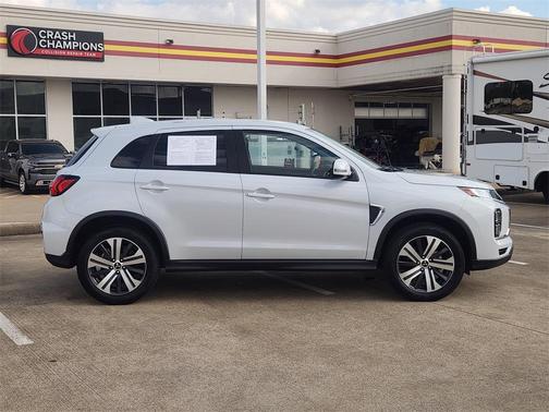 2025 Mitsubishi Outlander Sport SE