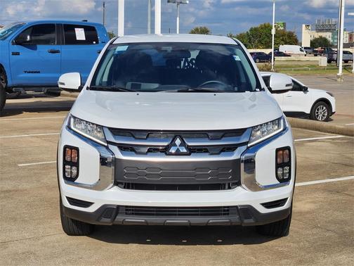 2025 Mitsubishi Outlander Sport SE