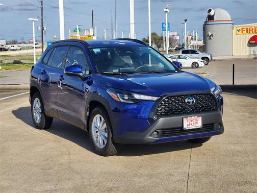 2023 Toyota Corolla Cross LE