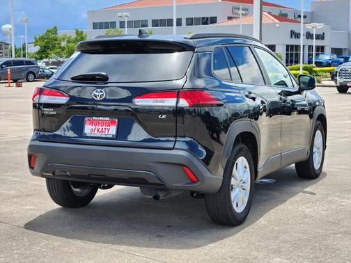 2024 Toyota Corolla Cross LE