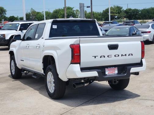 2025 Toyota Tacoma SR5