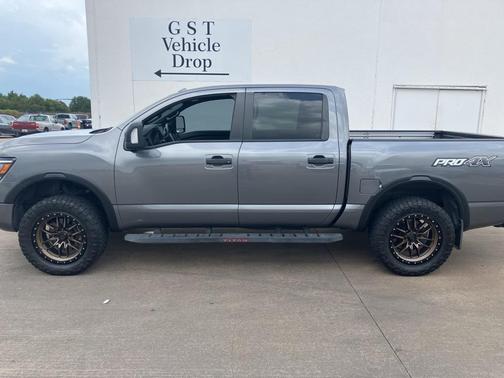 2021 Nissan Titan PRO-4X