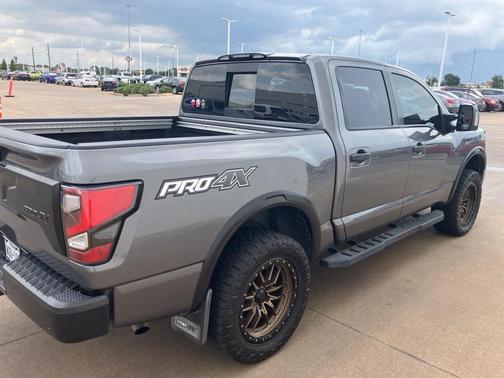 2021 Nissan Titan PRO-4X