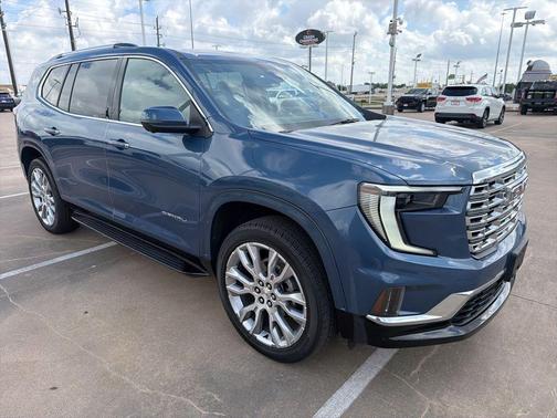 2024 GMC Acadia Denali