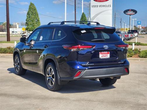 2026 Toyota Highlander XLE