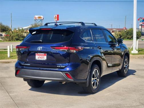 2026 Toyota Highlander XLE