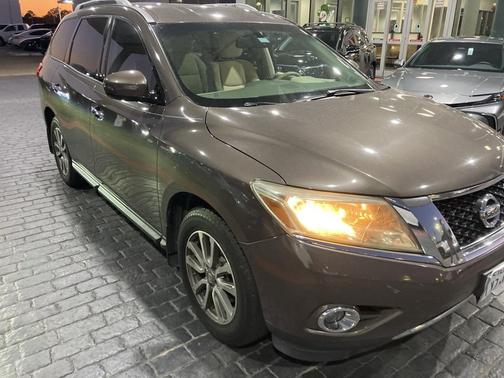 2015 Nissan Pathfinder SV