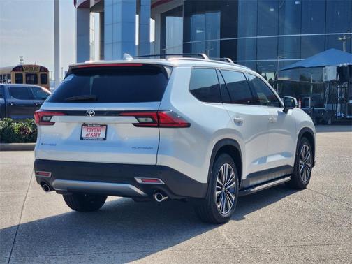 2026 Toyota Grand Highlander Platinum