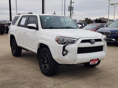 2019 Toyota 4Runner SR5