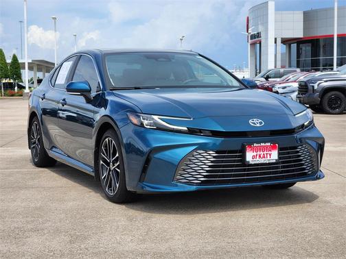 2025 Toyota Camry XLE