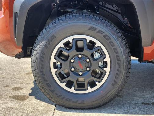 2025 Toyota Tacoma TRD Off Road