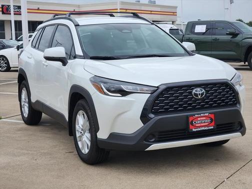 2024 Toyota Corolla Cross LE