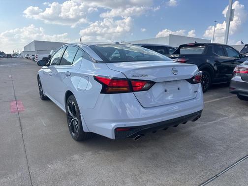 2025 Nissan Altima SR AWD
