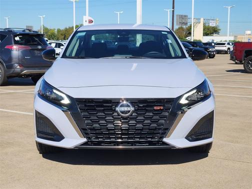 2025 Nissan Altima SR AWD