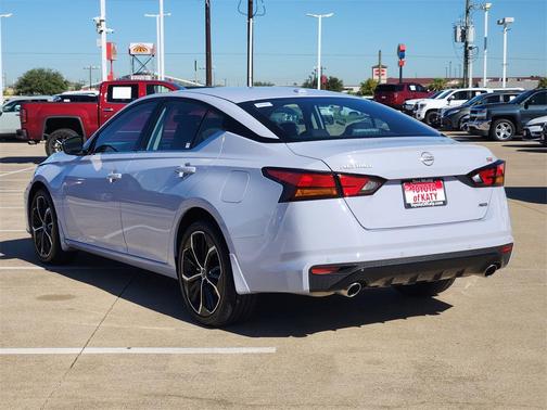 2025 Nissan Altima SR AWD