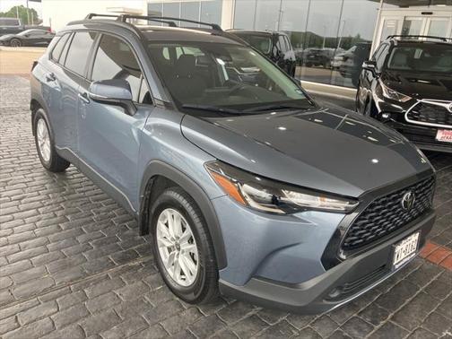2024 Toyota Corolla Cross LE