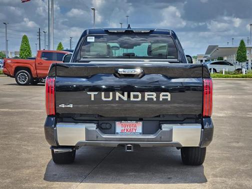 2023 Toyota Tundra Hybrid Capstone
