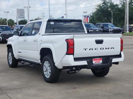 2025 Toyota Tacoma SR5