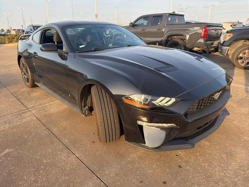 2020 Ford Mustang EcoBoost
