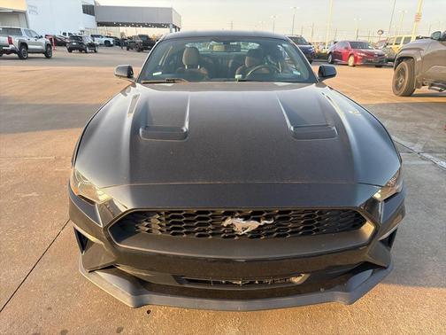 2020 Ford Mustang EcoBoost
