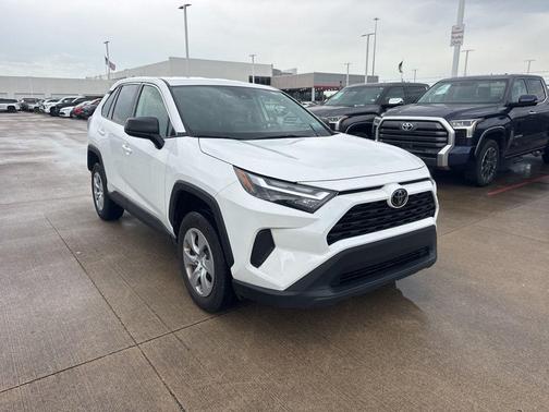 Ice Cap 2024 Toyota RAV4 LE