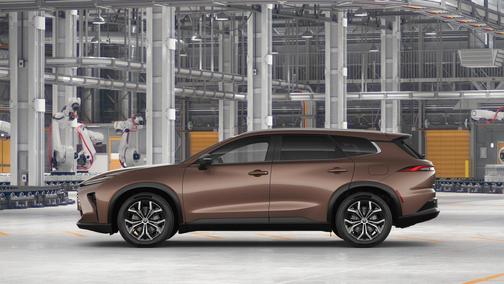 2025 Toyota Crown Signia XLE