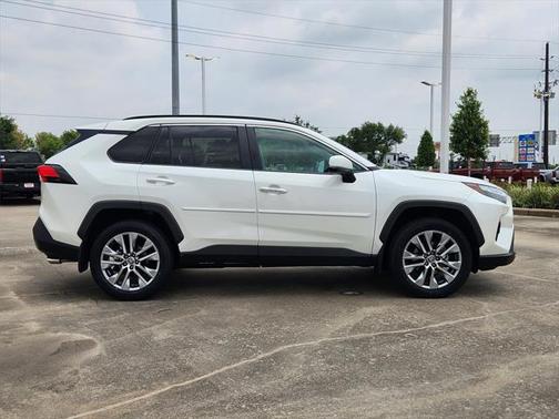 2022 Toyota RAV4 Limited
